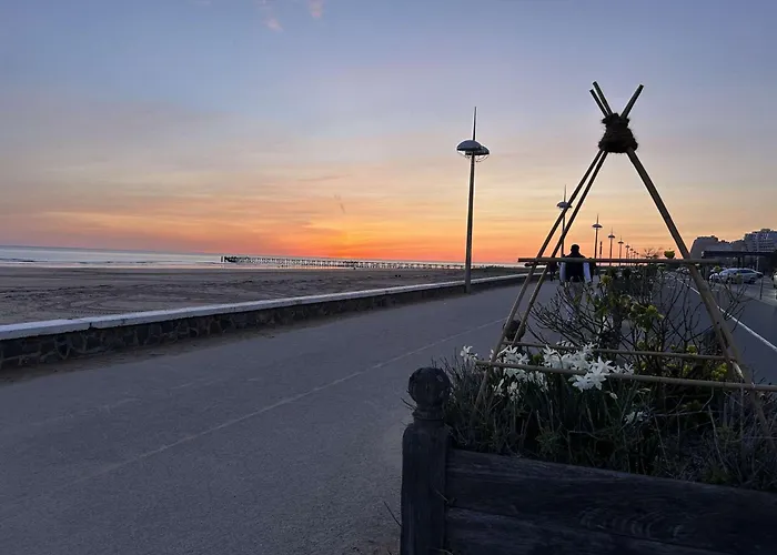 Sj420-023 - 2 Pieces 4 Couchages Jean De Monts *